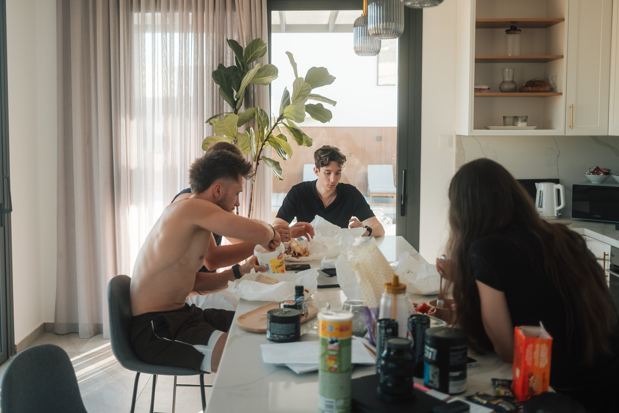 Team beim gemeinsamen Essen
